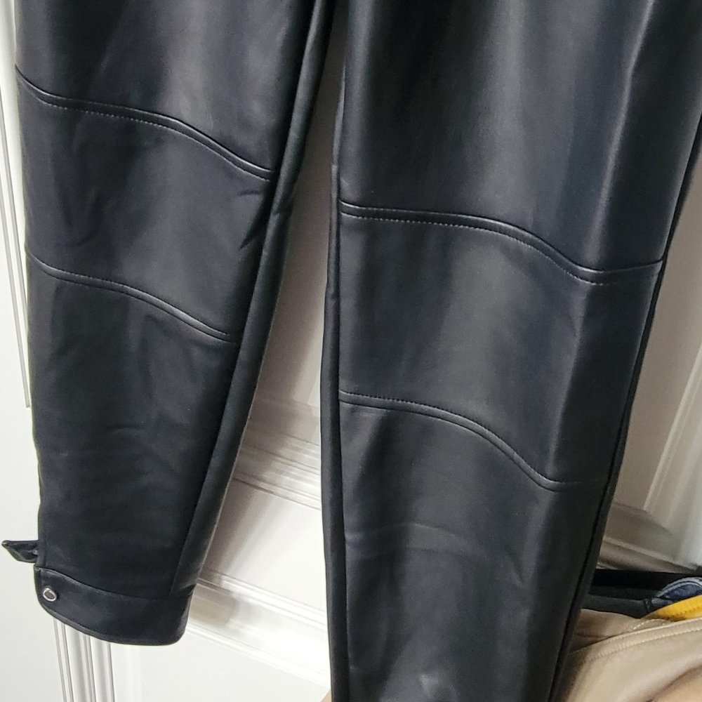 Maniere De Voir Vegan Leather high waisted pants - Picture 6 of 16